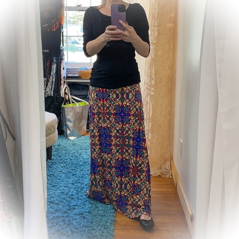 💕New With Tag Super Cute Lularoe Maxi Skirt💕